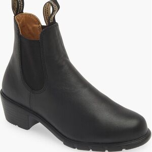 Blundstone Heeled Boots Size 7.5 US